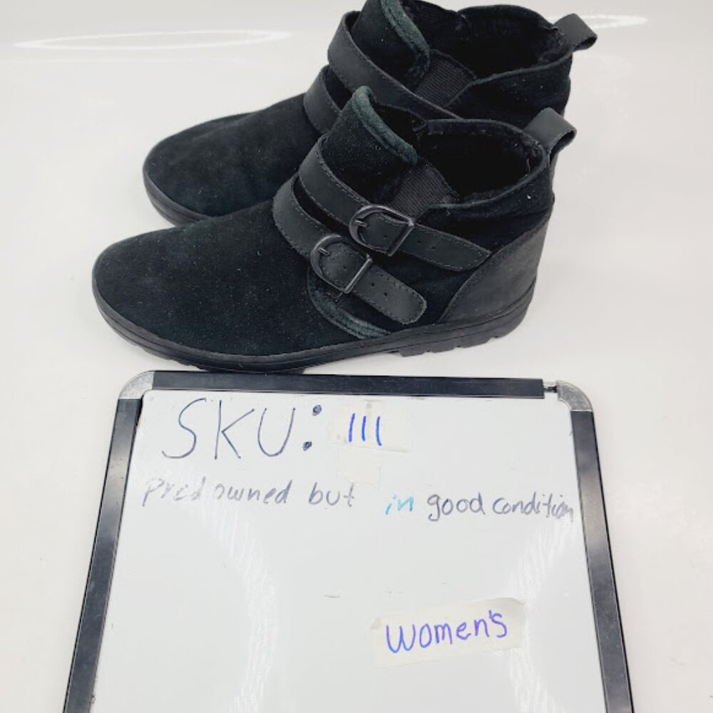 UGG Women's Black Sheepskin Buckle Outdoor Winter Anke Snow Boots Size 9 - Picture 7 of 7